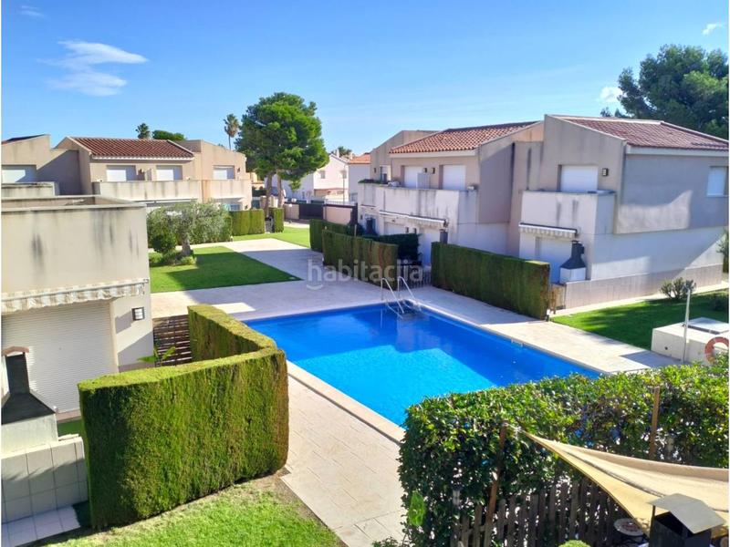 Foto a0adacf9-8c10-41d2-8695-0ffbdf76a119. Casa adosada zona tranquila en El Casalot Mont-roig del Camp