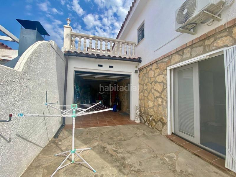 Foto 559aed8b-427f-4239-aff9-34c3052cb994. Chalet con parcheggio in Platja de Mont-roig Mont-roig del Camp
