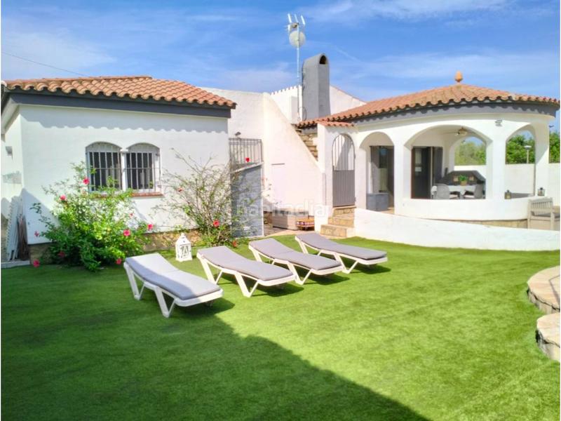 Foto de662872-9daa-495d-ac7e-57037e46c3d5. Chalet mit heizung pool in Poble Mont-roig del Camp