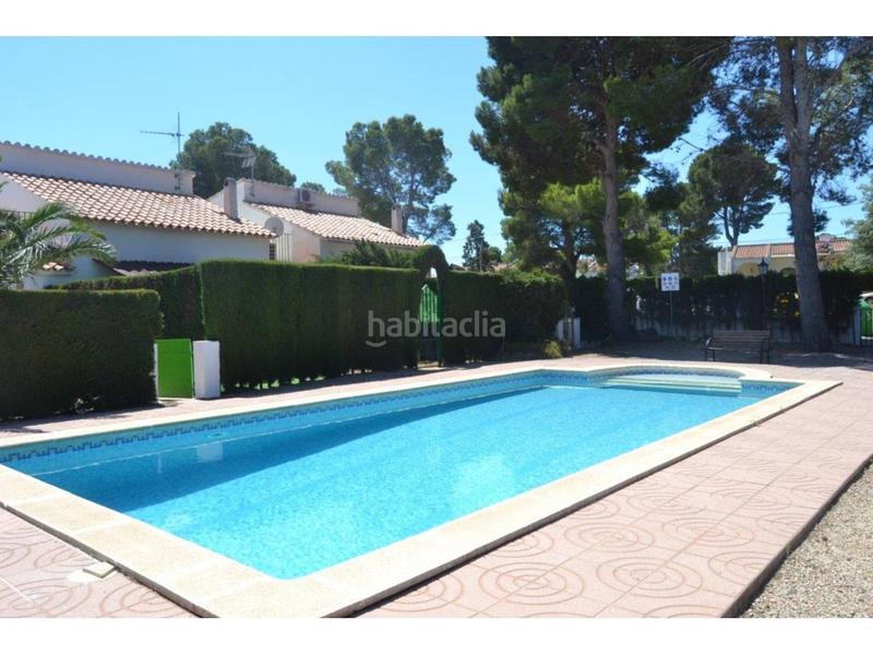 Foto 17d10f72-a30b-48fe-9dc9-0c48d798eeb9. Casa adossada amb piscina a El Casalot Mont-roig del Camp