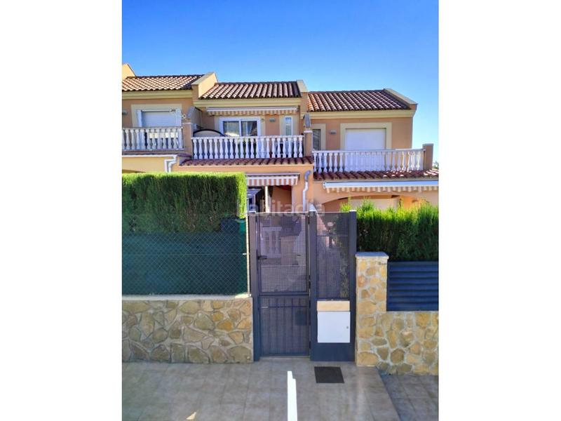 Foto b66a21eb-948f-4fc3-ad93-06afc5fa8ce7. Casa adosada zona tranquila en El Casalot Mont-roig del Camp