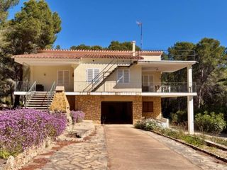 Chalet  Calle bolets. Chalet en la urbanizaci�n sant jordi