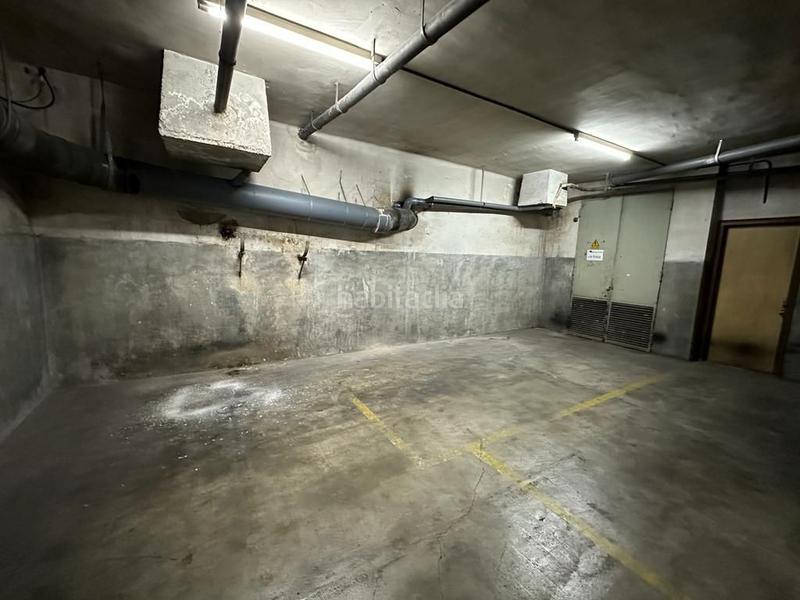 Foto 8ffd6393-9da7-4f83-9ef9-81059e5a2f8d. Location parking moto dans Vallcarca - Penitents Barcelona