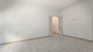 Appartement  Carrer de carreras i candi. Amplio piso esquinero y muy luminoso