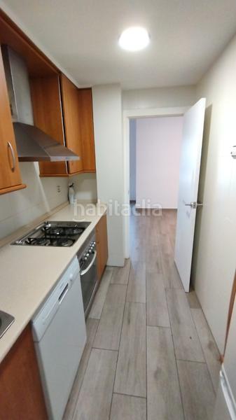 Foto f38dce3e-007d-4301-950d-eae7359e7e1a. Pis amb calefacció a Guinardó Barcelona