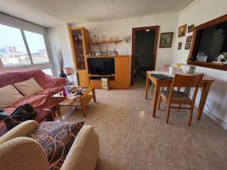 Piso en Calella. Oportunidad!!!  céntrico 80 m2 3 hab. ascensor
