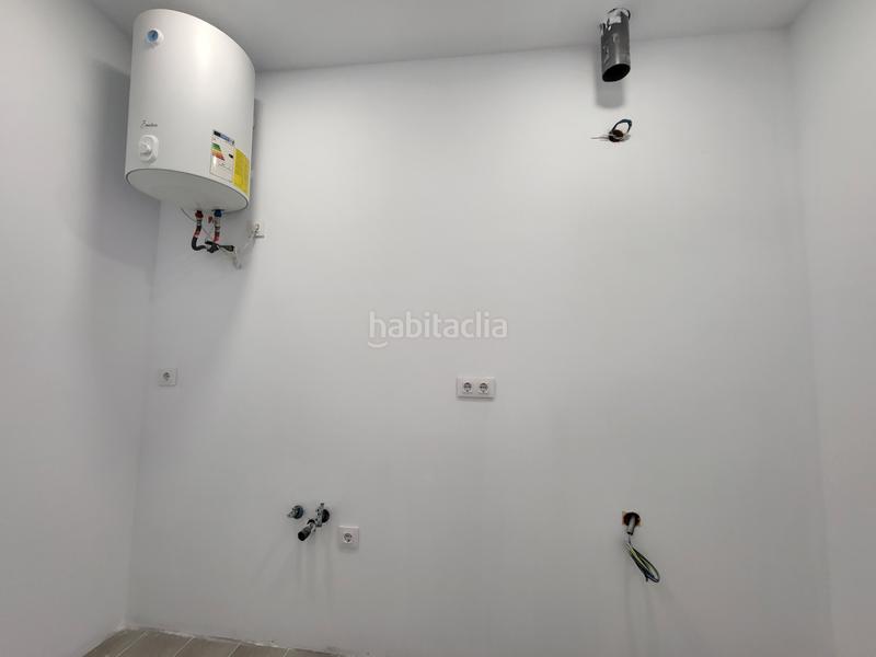 Foto 155532e5-27e4-4c48-933b-85c6d51519b4. Geschäftsraum mit heizung in Calella