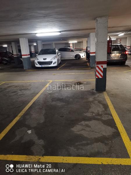 Foto 0aa3b11a-f564-46cf-99c6-fefac53ea848. Parking coche ocasión!!! pk en el centro en Calella