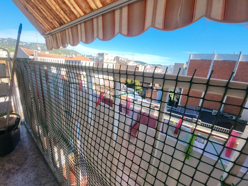 Foto 36c130a3-fc64-4d1e-b59a-00e701e338c1. Flat with heating in Calella