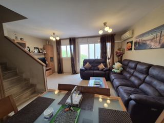 Duplex à Calella. Oportunidad!!! vivienda con parquing y trastero en el centro