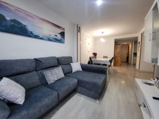 Pis a Passeig de la costa brava 51. Seminuevo!!! 3 dormitorios, 2 balcones, cerca de todos los servi