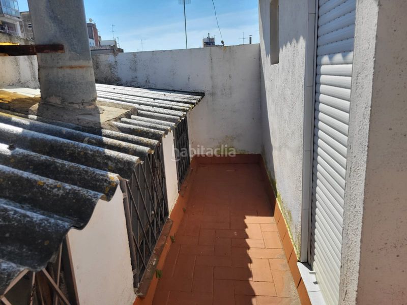 Foto 0e69d245-ba5b-49c9-b176-04a5f1ea44d8. Casa amb calefacció a Calella