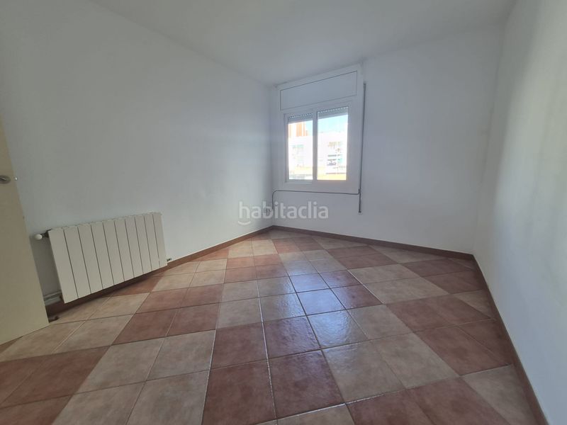 Foto 9dbc622c-735e-4921-a70f-d43dc0f1a9aa. Pis amb calefacció a Centre Pineda de Mar