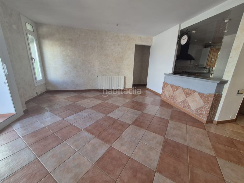 Foto c954ccab-3e00-412e-a714-0cfbd26edb65. Pis amb calefacció a Centre Pineda de Mar