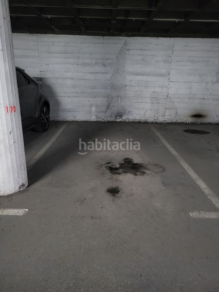 Foto e4bd968c-279c-4c9d-983f-e01ec9be4537. Aparcament cotxe a Calella