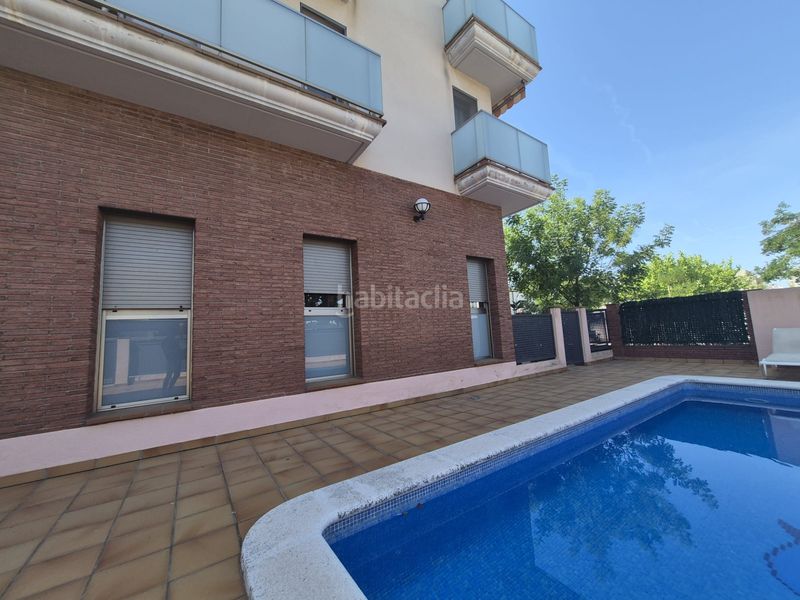 Foto f4681e5e-3866-4a77-a221-6fe992fade12. Pis amb calefacció aparcament piscina a Centre Pineda de Mar