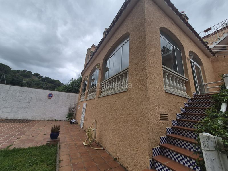 Foto 4e450fd4-ffba-40ff-b536-41c12c0b1834. Casa amb calefacció piscina a Calella
