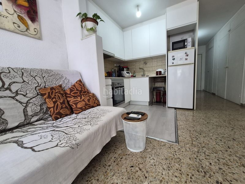 Foto b633e65c-71ef-4fa3-ae29-def849d3ea9e. Pis amb xemeneia calefacció a Calella