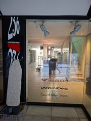 Miete Geschäftsraum in Carrer de jovara 18. Local en alquiler centro de calella