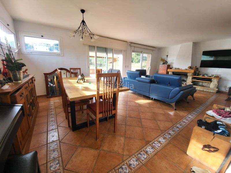 Foto c421e8ad-6bde-4fe9-999b-4700d7400417. Casa con riscaldamento parcheggio piscina in Calella
