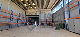 Lloguer Nau industrial a Avinguda del castell de barberà 22. Cantonera con gran visibilidad