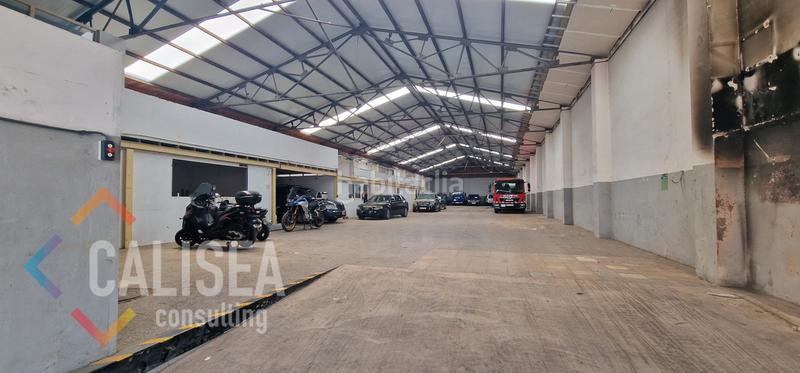 Foto bfd20d7c-fdcc-456c-b2e2-798551ee3633. Location bâtiment à usage industriel dans Gràcia Sabadell