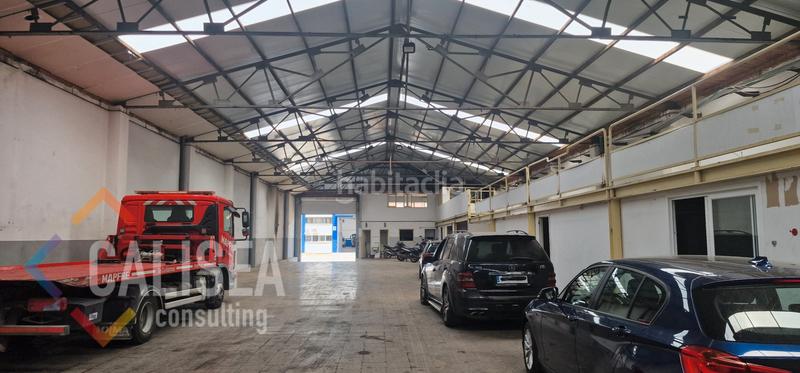 Foto 4be0b538-a4c5-4ecf-b439-1ac19776c890. Rent industrial building in Gràcia Sabadell