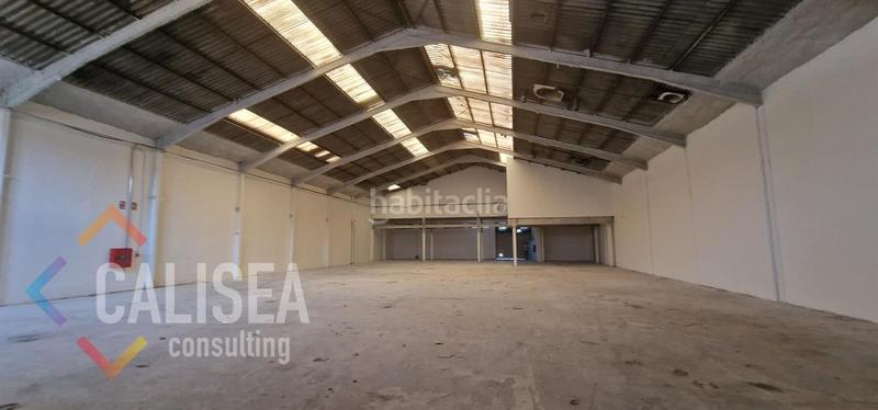 Foto 9f143c0f-82fe-41ac-9872-d1e3614eaf3f. Rent industrial building in Parc Central Barberà del Vallès