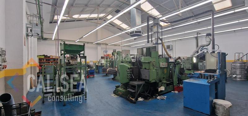 Foto 0ae50b77-69a1-4c2c-9b53-b4f1aa36baac. Alquiler nave industrial en Gràcia Sabadell
