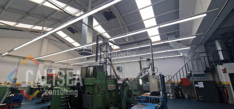 Foto c950490d-b3a9-4924-b8f8-2622f39dbb00. Alquiler nave industrial en Gràcia Sabadell