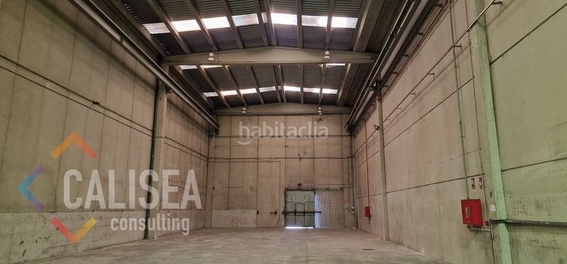 Foto f996fbfd-3db5-4889-b996-78f352ff9ed0. Alquiler nave industrial en Zona Industrial Ripollet