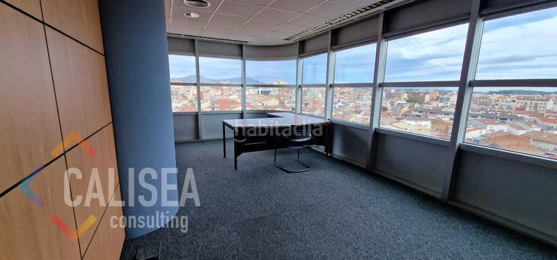 Foto b7118614-2571-4d31-935d-7ad6e9c8f56f. Bureau dans Creu Alta Sabadell