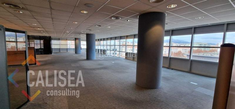 Foto ffceba93-bfdd-487c-b267-87cc794ca33e. Bureau dans Creu Alta Sabadell