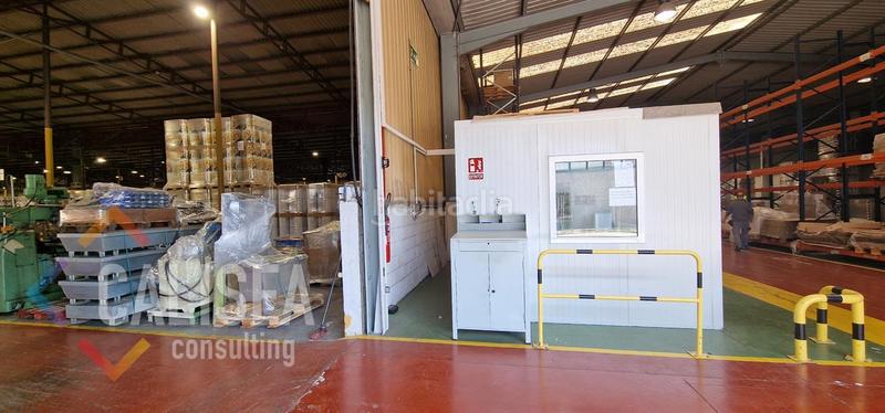 Foto f79e22fa-1479-49bd-b8f0-9a19aec893e3. Nave industrial en Montmeló