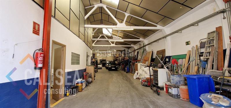 Foto 38db488c-5cf9-43cf-acd8-cda139a188d5. Capannone industriale in Gràcia Sabadell