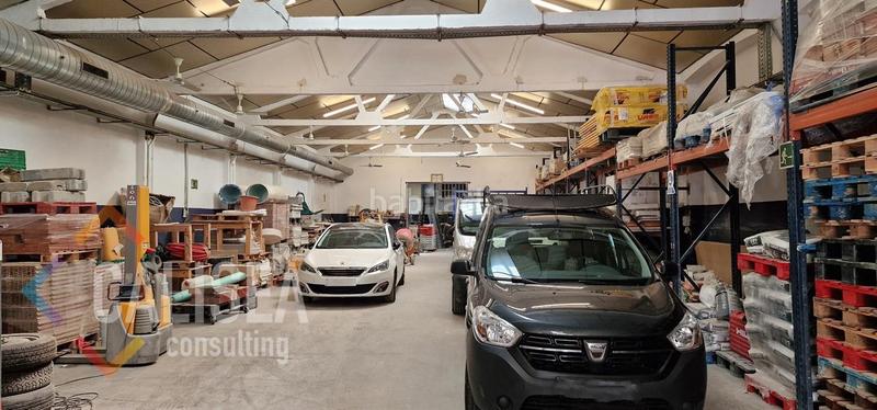 Foto 8b80946d-254f-404e-8f05-cae36b00c456. Nau industrial a Gràcia Sabadell