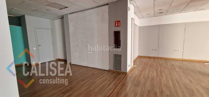Foto 8e9fb317-2042-490a-b841-8c2adc13a9df. Local comercial a Centre Sabadell