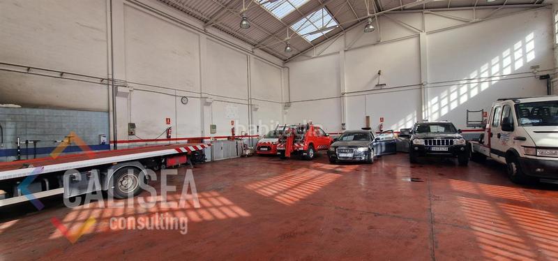 Foto 2b126d5c-eb37-415f-a280-4cb1ddf1973f. Rent industrial building in Gràcia Sabadell