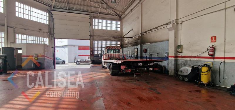 Foto c4e9ada1-4cde-472d-9d24-ebe1265ba06c. Rent industrial building in Gràcia Sabadell