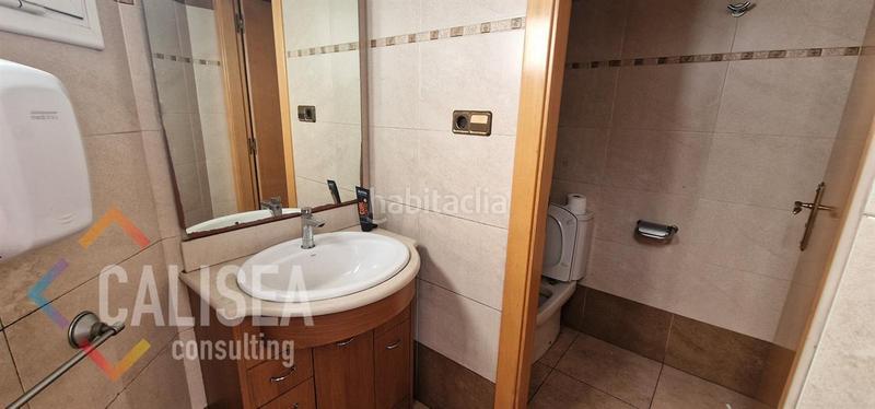 Foto dd31470d-a8c3-40bf-adc3-bc5483e0664f. Rent industrial building in Gràcia Sabadell