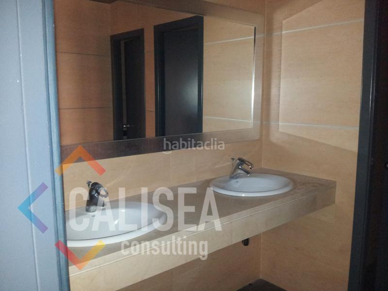 Foto 19e363e9-59e2-46df-a82e-f40b2a189150. Location bâtiment à usage industriel dans carrer de la botànica 162 dans Hospitalet de Llobregat (L´)