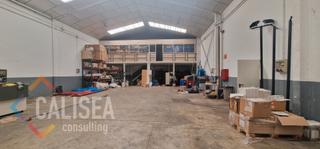 Lloguer Nau industrial a Carrer argenters 10. Para entrar