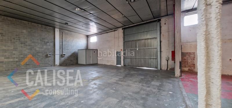 Foto afaca033-3602-4799-a344-281d0df2e615. Lloguer nau industrial a carrer palau de plegamans 17 a Polinyà