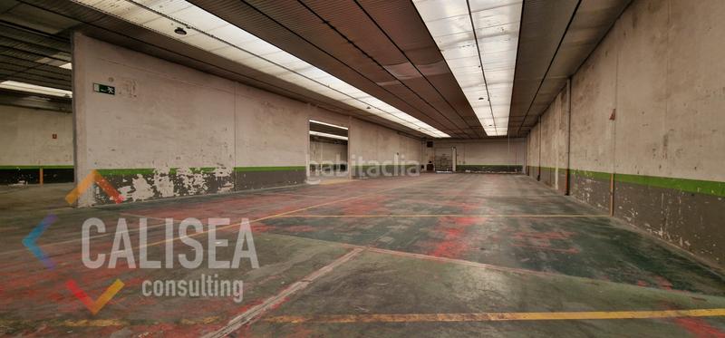 Foto 5f6c2a27-637c-4342-bf57-ee2427fcda70. Rent industrial building in carrer palau de plegamans 17 in Polinyà
