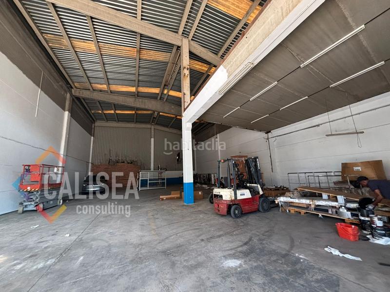 Foto f8f645e3-6723-4fb2-b5df-bbbc42e2c582. Location bâtiment à usage industriel dans carrer del llobregat 11 dans Sant Cugat del Vallès