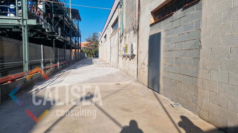 Foto e8cacc5f-1b64-456c-8649-bdb3009f5b90. Rent industrial building in carrer del pintor velázquez 11 in Polinyà