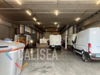 Lloguer Nau industrial a Carrer del mestral 9