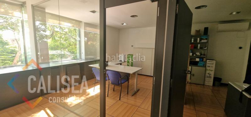 Foto 330aa28c-1f5e-4a59-8e68-c673e1319e5c. Alquiler nave industrial en carrer de cuba 1 comercial con gran imagen y visibilidad en Sabadell