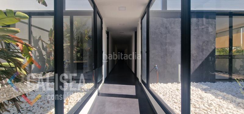 Foto 9a59f2d7-aeca-424e-9b91-d9c4e811a79d. Alquiler nave industrial en carrer de cuba 1 comercial con gran imagen y visibilidad en Sabadell