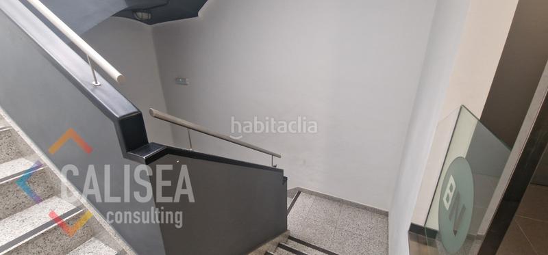 Foto f0923cbb-7e46-4d03-91dc-8e3b34bda430. Miete fabrikhalle in carrer de cuba 1 in Els Merinals Sabadell